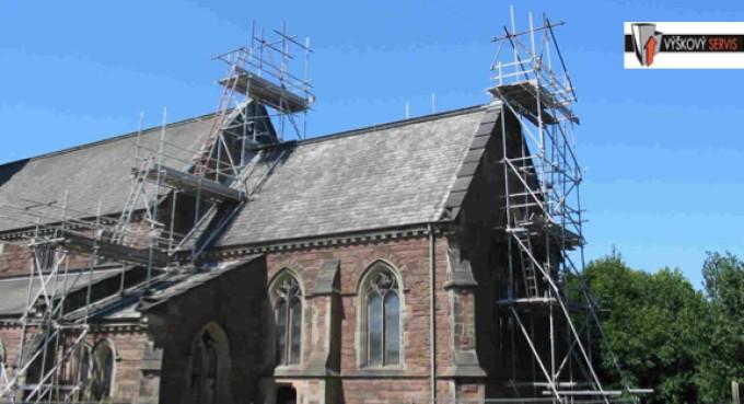 Opravy fasád kostelů